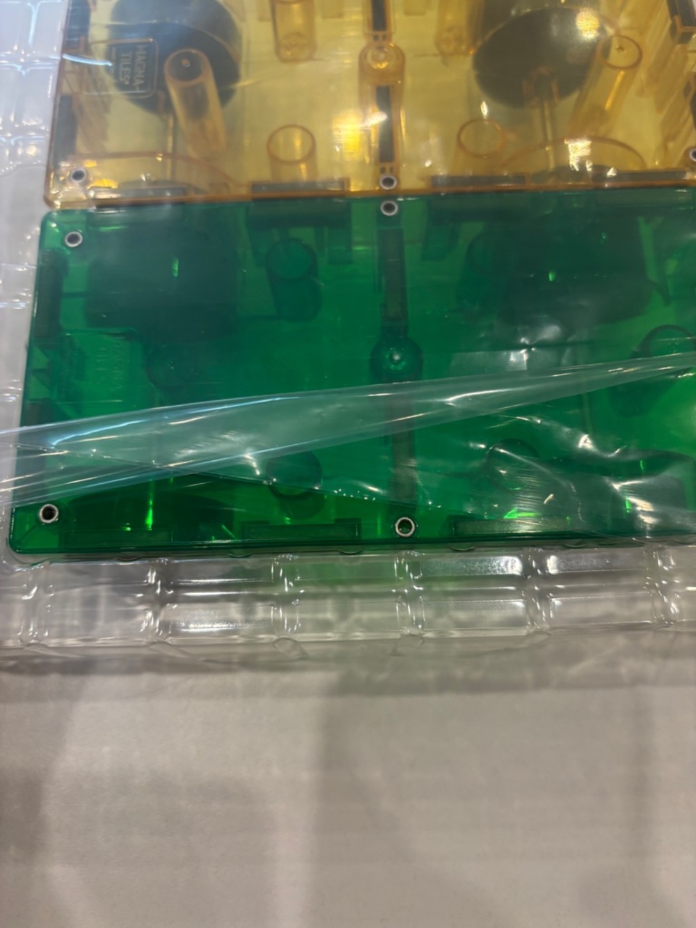 Magna-Tiles Clear Colors Car Expansion - Green & Yellow Magnetic Bases - Picture 2 of 4